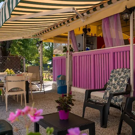 Kamp alanı Massa Marina Marina di Massa